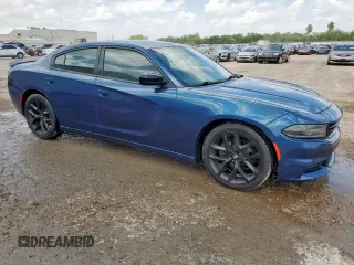 2020 Dodge Charger SXT z VIN 2C3CDXBG6LH190539, wystawiony jako Copart lot #61687705 z przebiegiem 71 242 mil mil oraz Czysty tytuł • Clean title. Historia ofert i sprzedaży dostępna na DreamBid. Obrazek 4.