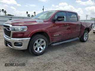 2025 Ram 1500 Big Horn z VIN 1C6SRFFP7SN600291, wystawiony jako Copart lot #54585095 z przebiegiem 5 418 mil mil oraz Szkoda całkowita • Salvage title. Historia ofert i sprzedaży dostępna na DreamBid. Obrazek 1.