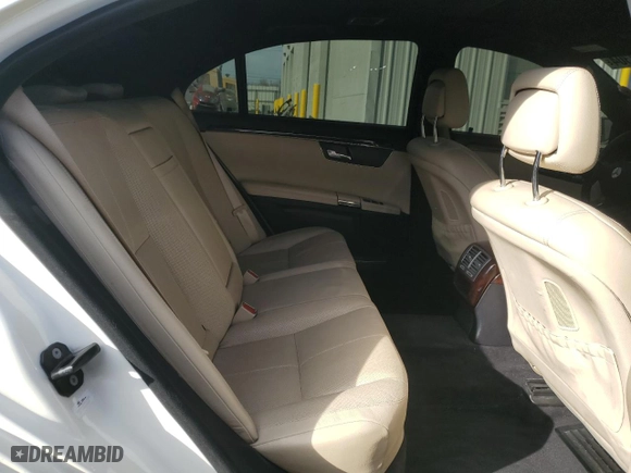 2009 Mercedes-Benz S-Class 5.5L V8 with VIN WDDNG71X39A277664, listed as a Copart auction lot 84507304 with 110,006 mi miles and Salvage Title. Bid and sale history available at carsss.com. Image 10.