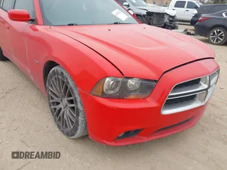 2014 Dodge Charger RT z VIN 2C3CDXCTXEH199291, wystawiony jako IAAI lot #41591362 z przebiegiem 113 452 mil mil oraz . Historia ofert i sprzedaży dostępna na DreamBid. Obrazek 6.