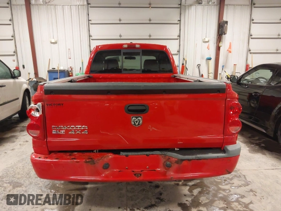 2008 Dodge Dakota SLT with VIN 1D7HW42K78S530057, listed as a IAAI auction lot 41175593 with 89,294 mi miles and . Bid and sale history available at carsss.com. Image 17.
