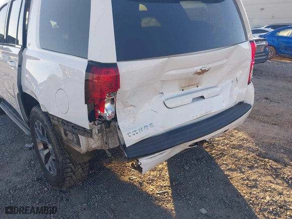2017 Chevrolet Tahoe LT with VIN 1GNSCBKCXHR138873, listed as a IAAI auction lot 40904961 with 158,094 mi miles. Bid and sale history available at carsss.com. Image 6.