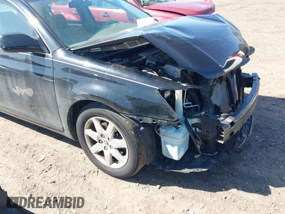 2005 Toyota Avalon XL with VIN 4T1BK36B95U048332, listed as a IAAI auction lot 41977547 with 61,293 mi miles and . Bid and sale history available at carsss.com. Image 12.