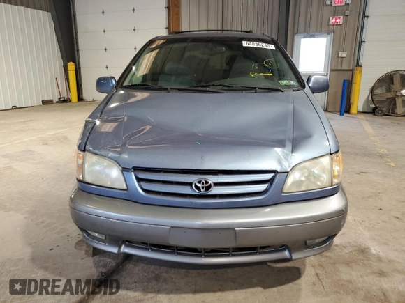2002 Toyota Sienna LE with VIN 4T3ZF13C42U437712, listed as a Copart auction lot 64836245 with 151,693 mi miles and Salvage title. Bid and sale history available at DreamBid. Image 5.