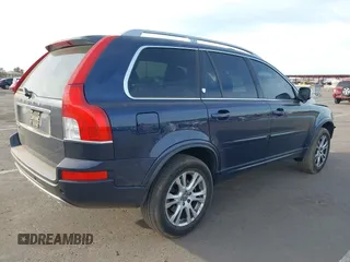 2013 Volvo XC90 Premier Plus z VIN YV4952CY0D1661126, wystawiony jako IAAI lot #41421793 z przebiegiem 136 955 mil mil oraz . Historia ofert i sprzedaży dostępna na DreamBid. Obrazek 4.