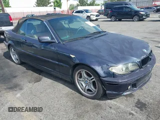 2004 BMW 3 Series 330Ci z VIN WBABW53494PL44553, wystawiony jako IAAI lot #42249885 z przebiegiem 165 857 mil mil oraz . Historia ofert i sprzedaży dostępna na DreamBid. Obrazek 1.