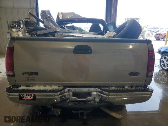 2002 Ford F-150 XL with VIN 1FTRF17252NB01401, listed as a Copart auction lot 88121125 with 0 mi miles and Salvage Title. Bid and sale history available at carsss.com. Image 6.