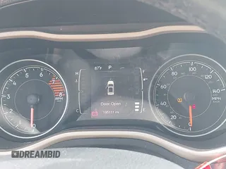 2016 Jeep Cherokee Latitude с VIN 1C4PJMCS0GW154652, выставлен на аукционе IAAI как лот 42466752 с пробегом 195 111 миль миль и . История ставок и продаж доступна на DreamBid. Изображение 7.