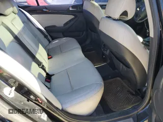 2014 Kia Cadenza Premium with VIN KNALN4D71E5121091, listed as a Copart auction lot 82902324 with 205,042 mi miles and Clean Title. Bid and sale history available at carsss.com. Image 10.