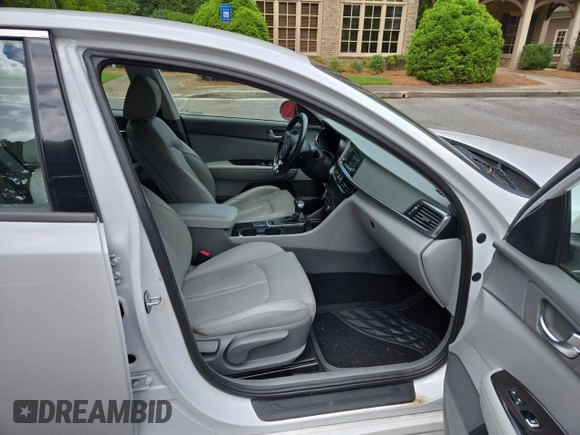 2016 Kia Optima EX with VIN 5XXGU4L33GG080449, listed as a Copart auction lot 61627205 with 154,294 mi miles and Clean title. Bid and sale history available at DreamBid. Image 5.