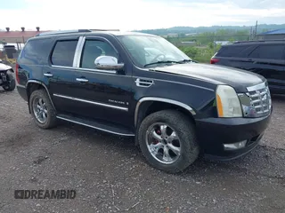 2007 Cadillac Escalade z VIN 1GYFK63837R400983, wystawiony jako IAAI lot #42211005 z przebiegiem 181 006 mil mil oraz . Historia ofert i sprzedaży dostępna na DreamBid. Obrazek 1.