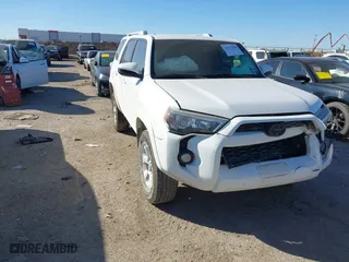 2017 Toyota 4Runner SR5 with VIN JTEBU5JR9H5439571, listed as a IAAI auction lot 41672880 with 161,710 mi miles. Bid and sale history available at carsss.com. Image 1.