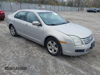 2009 Ford Fusion SE with VIN 3FAHP07159R162125, listed as a IAAI auction lot 42032515 with 339,243 mi miles. Bid and sale history available at carsss.com. Image 1.