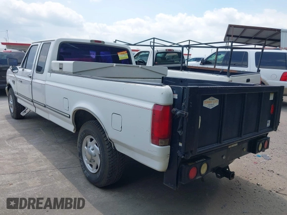 1996 Ford F-250 with VIN 1FTHX25F4TEB61031, listed as a IAAI auction lot 42055061 with 338,618 mi miles. Bid and sale history available at carsss.com. Image 3.