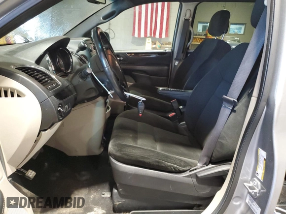 2016 Dodge Grand Caravan SE Plus z VIN 2C4RDGBG4GR125114, wystawiony jako Copart lot #50815005 z przebiegiem 117 582 mil mil oraz Tytuł czysty. Historia ofert i sprzedaży dostępna na DreamBid. Obrazek 7.
