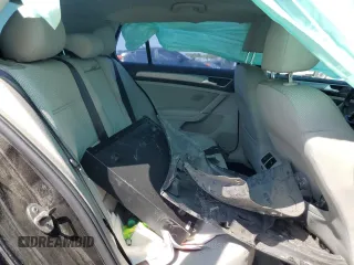 2017 Volkswagen Golf S z VIN 3VW217AU1HM011563, wystawiony jako Copart lot #52727965 z przebiegiem Nie podano mil oraz Szkoda całkowita • Salvage title. Historia ofert i sprzedaży dostępna na DreamBid. Obrazek 10.