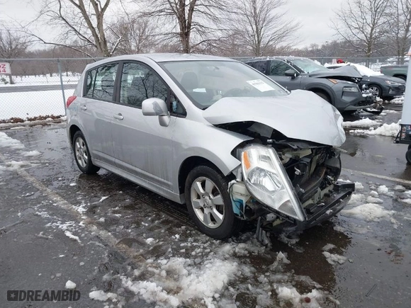 2011 Nissan Versa 1.8 S with VIN 3N1BC1CP1BL371272, listed as a IAAI auction lot 41561113 with 155,755 mi miles. Bid and sale history available at carsss.com. Image 1.