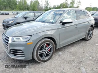 2019 Audi SQ5 Premium Plus with VIN WA1B4AFYXK2002162, listed as a Copart auction lot 62699675 with 67,715 mi miles and Salvage title. Bid and sale history available at DreamBid. Image 1.