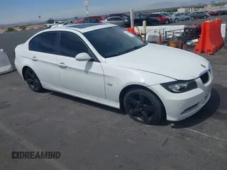 2007 BMW 3 Series 328i z VIN WBAVC53537FZ81155, wystawiony jako IAAI lot #42368057 z przebiegiem 134 870 mil mil oraz . Historia ofert i sprzedaży dostępna na DreamBid. Obrazek 1.