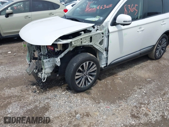 2020 Mitsubishi Outlander SE z VIN JA4AD3A33LZ006114, wystawiony jako IAAI lot #42288365 z przebiegiem 87 153 mil mil oraz . Historia ofert i sprzedaży dostępna na DreamBid. Obrazek 18.