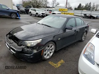 2008 BMW 5 Series 535i with VIN WBANW13528CN55573, listed as a Copart auction lot 48199295 with 82,883 mi miles and Clean Title. Bid and sale history available at carsss.com. Image 1.