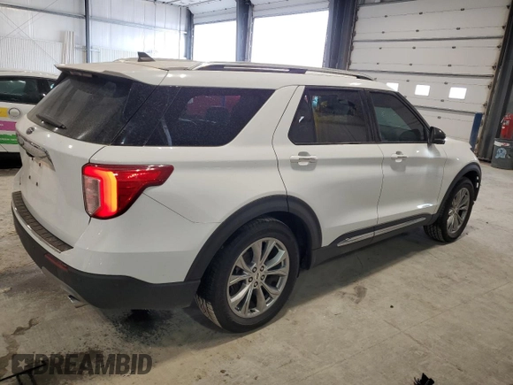 2021 Ford Explorer Limited with VIN 1FMSK7FH7MGB33906, listed as a Copart auction lot 48207965 with 43,798 mi miles and Salvage Title. Bid and sale history available at carsss.com. Image 3.