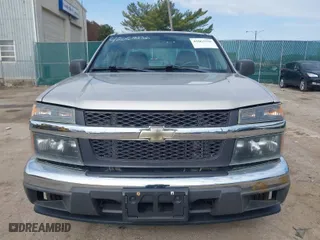 2008 Chevrolet Colorado Work Truck with VIN 1GCCS199088121980, listed as a IAAI auction lot 42062256 with 104,882 mi miles. Bid and sale history available at carsss.com. Image 6.