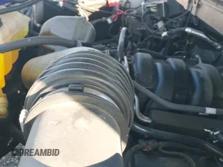 2022 Ford F-150 XL z VIN 1FTEW1C56NKE40141, wystawiony jako IAAI lot #42970991 z przebiegiem 54 580 mil mil oraz . Historia ofert i sprzedaży dostępna na DreamBid. Obrazek 20.