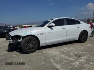 2016 Jaguar XF 35t Premium with VIN SAJBD4BV9GCY21427, listed as a Copart auction lot 72093934 with 84,710 mi miles and Salvage Title. Bid and sale history available at carsss.com. Image 1.