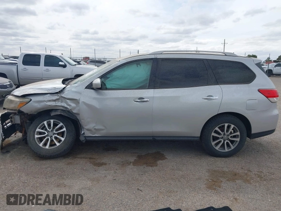 2016 Nissan Pathfinder Platinum with VIN 5N1AR2MM3GC631820, listed as a IAAI auction lot 41956463 with 128,668 mi miles. Bid and sale history available at carsss.com. Image 14.