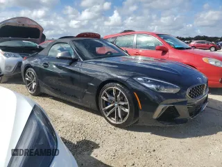 2022 BMW Z4 sDriveM40i with VIN WBAHF9C04NWX90938, listed as a Copart auction lot 74031664 with 7,813 mi miles and Non Repairable. Bid and sale history available at carsss.com. Image 4.