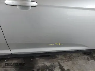 2018 Ford Focus SE z VIN 1FADP3F25JL265168, wystawiony jako Copart lot #56541895 z przebiegiem Nie podano mil oraz Szkoda całkowita • Salvage title. Historia ofert i sprzedaży dostępna na DreamBid. Obrazek 12.