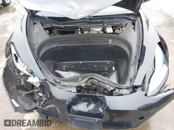 2018 Tesla Model 3 Long Range Battery with VIN 5YJ3E1EB3JF090567, listed as a IAAI auction lot 41568312 with 35,327 mi miles and . Bid and sale history available at DreamBid. Image 10.
