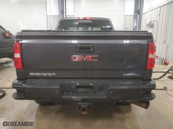 2015 GMC Sierra 2500HD Denali with VIN 1GT120E86FF525258, listed as a Copart auction lot 84499944 with 207,033 mi miles and Clean Title. Bid and sale history available at carsss.com. Image 6.