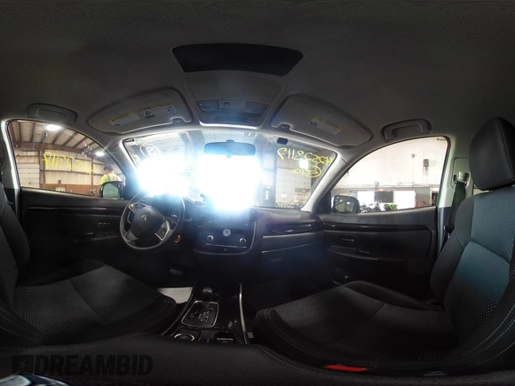 2020 Mitsubishi Outlander ES с VIN JA4AZ3A35LZ021571, выставлен на аукционе IAAI как лот 42523117 с пробегом 93 856 миль миль и . История ставок и продаж доступна на DreamBid. Изображение 21.