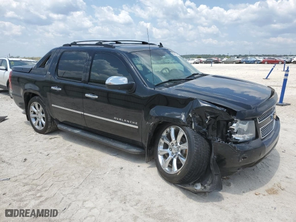 2011 Chevrolet Avalanche LTZ with VIN 3GNTKGE31BG160719, listed as a Copart auction lot 66415744 with 214,661 mi miles and Salvage Title. Bid and sale history available at carsss.com. Image 4.