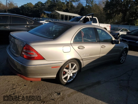 2004 Mercedes-Benz C 230 Kompressor with VIN WDBRF40JX4F464601, listed as a Copart auction lot 87904995 with 175,604 mi miles and Salvage Title. Bid and sale history available at DreamBid. Image 3.
