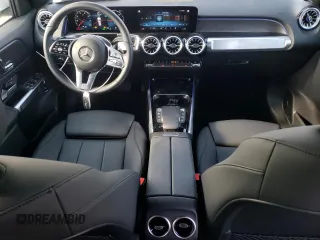 2023 Mercedes-Benz EQB 300 z VIN W1N9M0KB1PN024422, wystawiony jako Copart lot #67177634 z przebiegiem 13 906 mil mil oraz Szkoda całkowita • Salvage title. Historia ofert i sprzedaży dostępna na DreamBid. Obrazek 8.