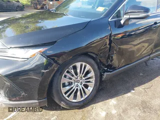 2023 Toyota Venza LE z VIN JTEAAAAHXPJ135577, wystawiony jako IAAI lot #41938935 z przebiegiem 74 046 mil mil oraz . Historia ofert i sprzedaży dostępna na DreamBid. Obrazek 6.