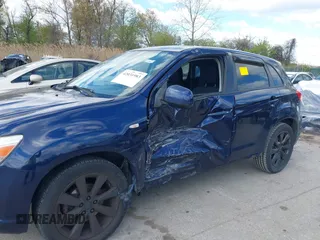 2012 Mitsubishi Outlander Sport SE with VIN JA4AR4AU8CZ001183, listed as a IAAI auction lot 42031983 with 175,839 mi miles. Bid and sale history available at carsss.com. Image 6.
