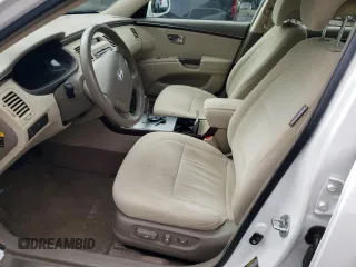 2010 Hyundai Azera GLS z VIN KMHFC4DD4AA513796, wystawiony jako Copart lot #59782965 z przebiegiem 56 958 mil mil oraz Szkoda całkowita • Salvage title. Historia ofert i sprzedaży dostępna na DreamBid. Obrazek 7.