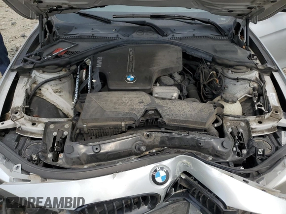 2013 BMW 3 Series 328i xDrive z VIN WBA3B3C57DJ811761, wystawiony jako Copart lot #60715455 z przebiegiem 111 198 mil mil oraz Szkoda całkowita • Salvage title. Historia ofert i sprzedaży dostępna na DreamBid. Obrazek 11.