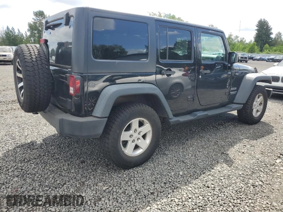 2013 Jeep Wrangler Unlimited Sport z VIN 1C4HJWDG2DL698061, wystawiony jako Copart lot #57823945 z przebiegiem 144 558 mil mil oraz Czysty tytuł • Clean title. Historia ofert i sprzedaży dostępna na DreamBid. Obrazek 3.