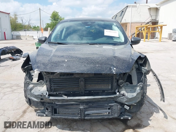 2022 Ford Escape SE with VIN 1FMCU0G69NUB35565, listed as a IAAI auction lot 42265525 with 27,711 mi miles and . Bid and sale history available at DreamBid. Image 13.
