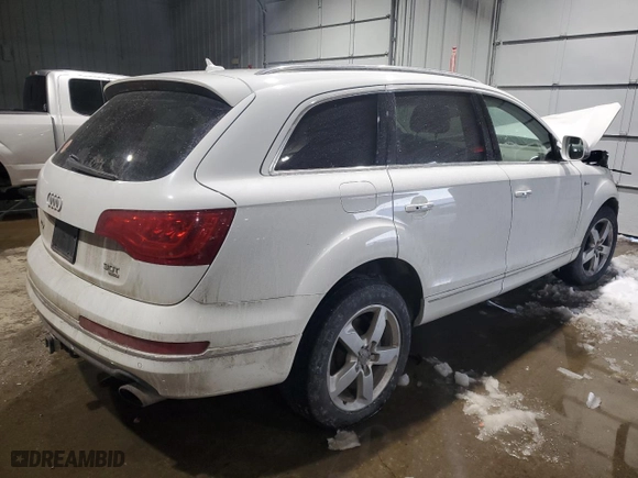 2015 Audi Q7 3.0T Premium Plus with VIN WA1LGAFE1FD020402, listed as a Copart auction lot 45345045 with 0 mi miles and Salvage Title. Bid and sale history available at carsss.com. Image 3.