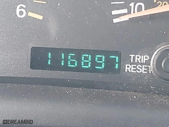 2001 Jeep Cherokee Sport with VIN 1J4FF48S91L615131, listed as a IAAI auction lot 41929942 with 116,897 mi miles. Bid and sale history available at carsss.com. Image 12.
