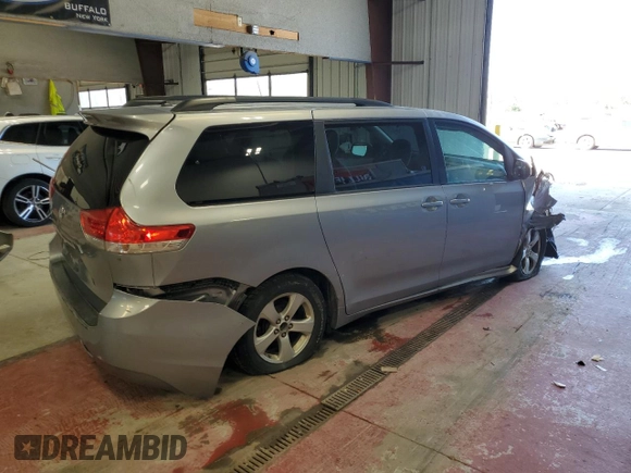 2011 Toyota Sienna LE AAS with VIN 5TDKK3DC8BS094296, listed as a Copart auction lot 85596894 with 156,952 mi miles and Salvage title. Bid and sale history available at DreamBid. Image 3.
