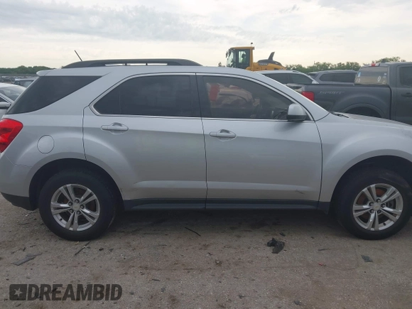 2013 Chevrolet Equinox LT z VIN 2GNALDEK6D1207636, wystawiony jako IAAI lot #42193306 z przebiegiem 148 889 mil mil oraz . Historia ofert i sprzedaży dostępna na DreamBid. Obrazek 13.