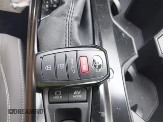 2025 Toyota Camry LE with VIN 4T1DAACK6SU565152, listed as a IAAI auction lot 41825174 with 297 mi miles and . Bid and sale history available at DreamBid. Image 11.