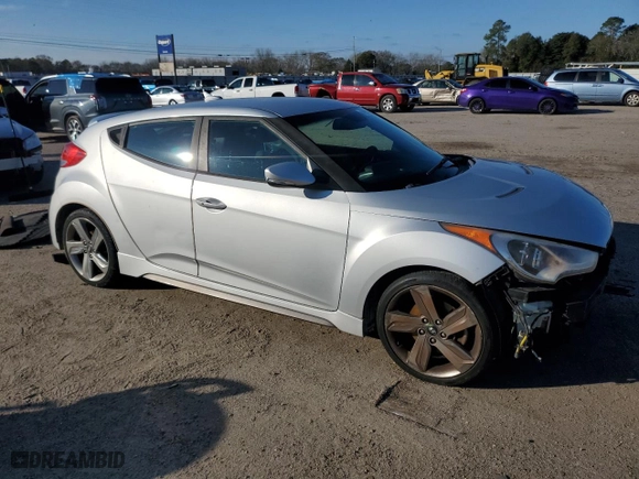 2013 Hyundai Veloster Turbo w/Black Int with VIN KMHTC6AE5DU160709, listed as a Copart auction lot 41667965 with 140,961 mi miles and Salvage Title. Bid and sale history available at carsss.com. Image 4.
